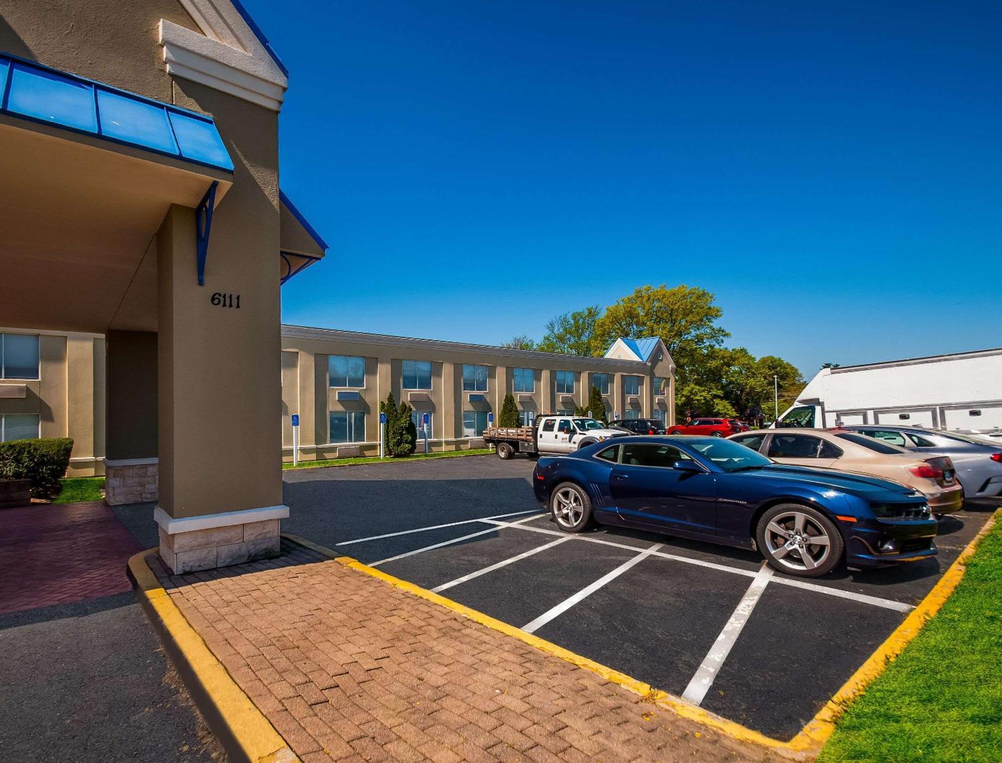 Comfort Inn Arlington Boulevard Falls Church Exterior foto